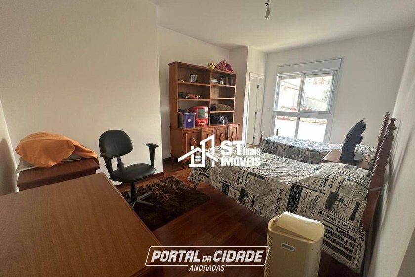 Sobrado &agrave; venda - 285m&sup2; - Centro