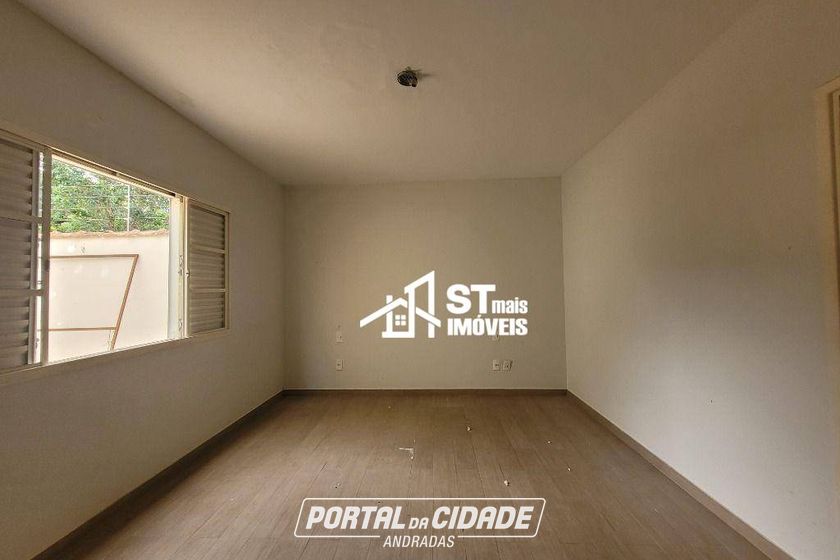 Casa &agrave; venda - 220m&sup2; - Centro