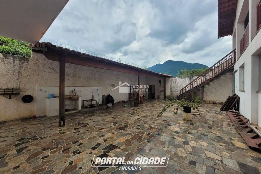 Sobrado &agrave; venda - 450m&sup2; - Jardim Bela Vista