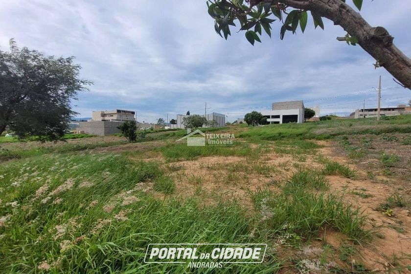 Terreno &agrave; venda - 200m&sup2; - Jardim Am&eacute;lia