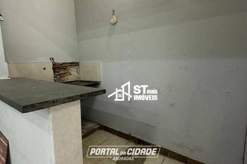 Sal&atilde;o Comercial para alugar - 150m&sup2; - Andradas