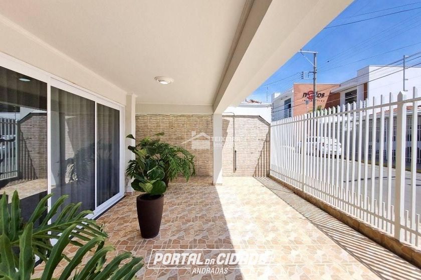 Casa &agrave; venda - 178m&sup2; - Centro