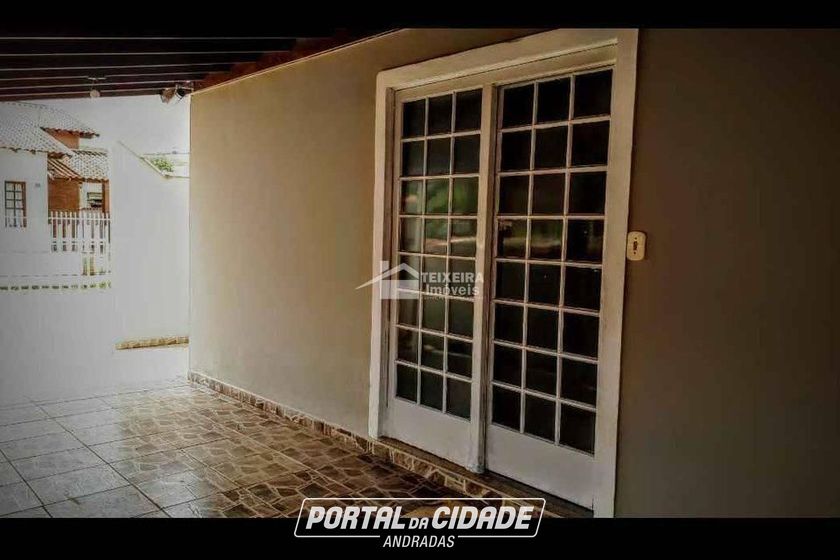 Casa &agrave; venda - 198m&sup2; - Clube Uva