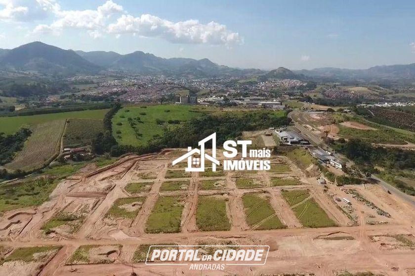 Terreno &agrave; venda - 200m&sup2; - Parque da Liberdade