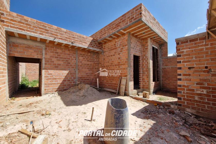 Casa &agrave; venda - 65m&sup2; - Jardim Village