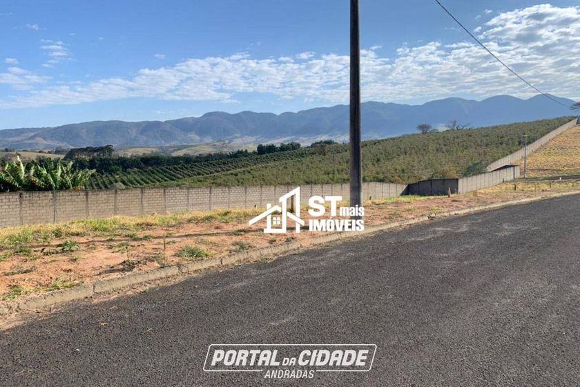 Terreno &agrave; venda - 300m&sup2; - Condominio Village