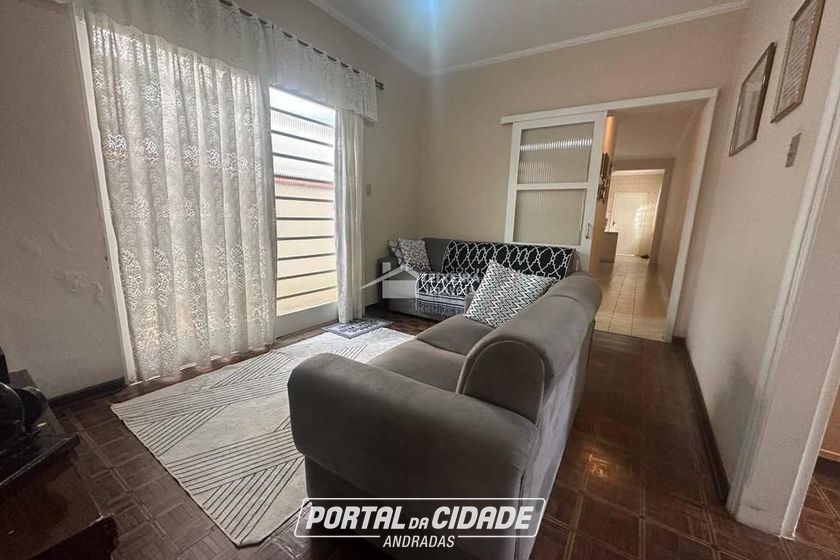 Casa &agrave; venda - 300m&sup2; - Centro