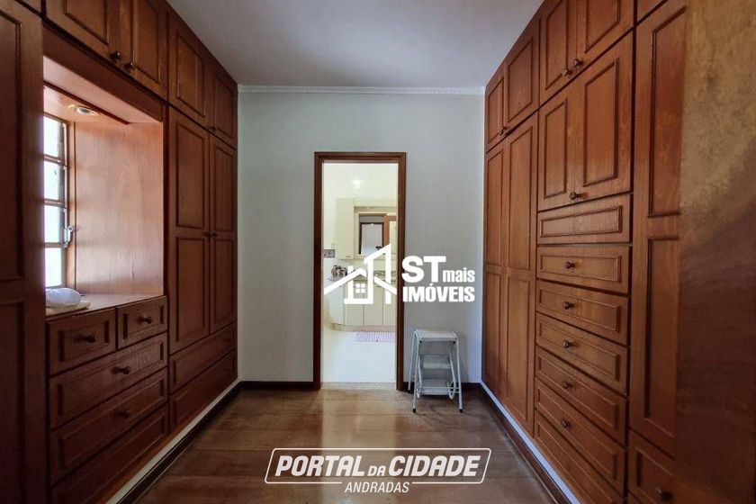 Casa &agrave; venda - 426m&sup2; - Centro