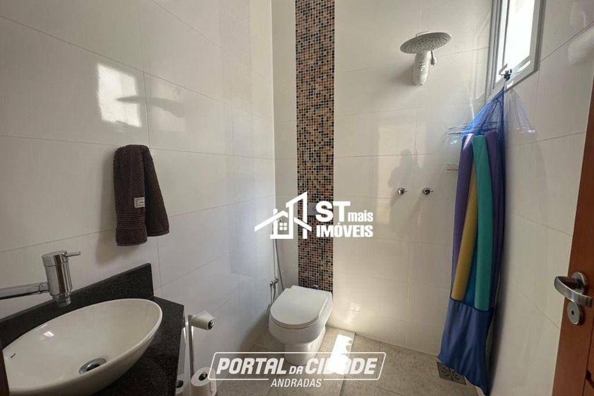 Sobrado &agrave; venda - 285m&sup2; - Centro