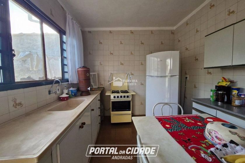 Casa &agrave; venda - 224m&sup2; - Jardim Mantiqueira