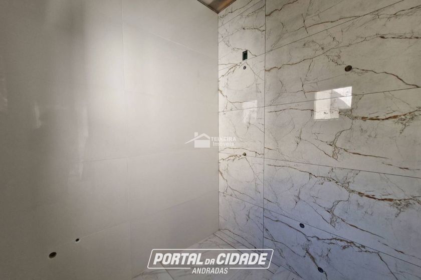 Casa &agrave; venda - 111m&sup2; - Jardim Lima