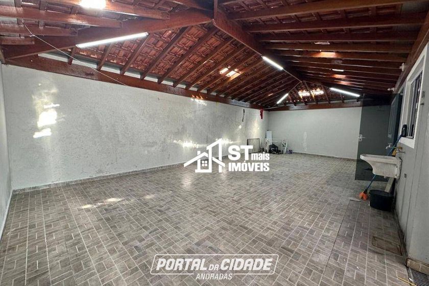 Casa &agrave; venda - 100m&sup2; - Santo Antonio de Lisboa
