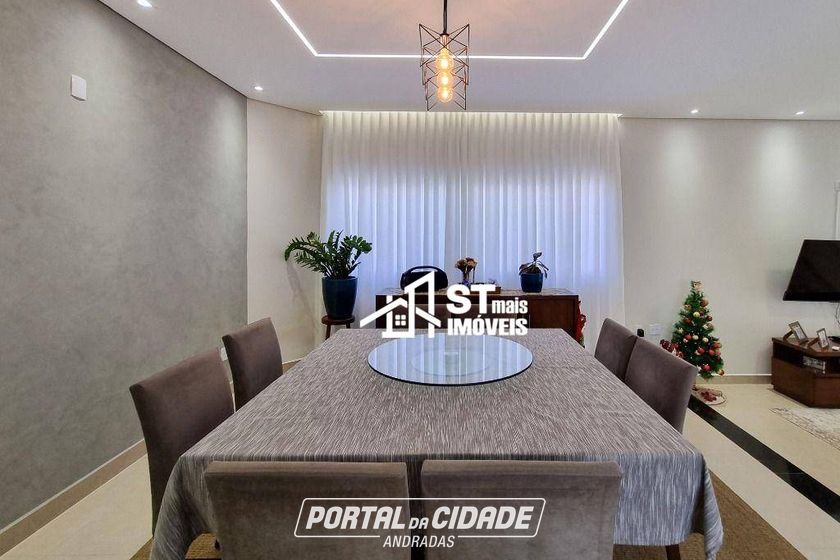 Casa &agrave; venda - 178m&sup2; - Centro