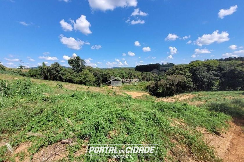 Terreno &agrave; venda - 27000m&sup2; - Clube Campestre