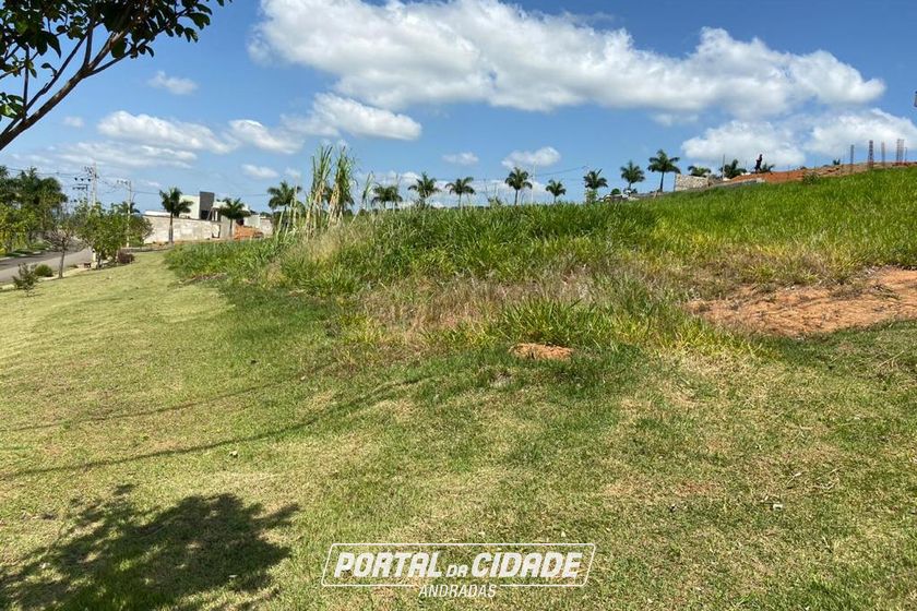 Ch&aacute;cara &agrave; venda - 1000m&sup2; - Contendas