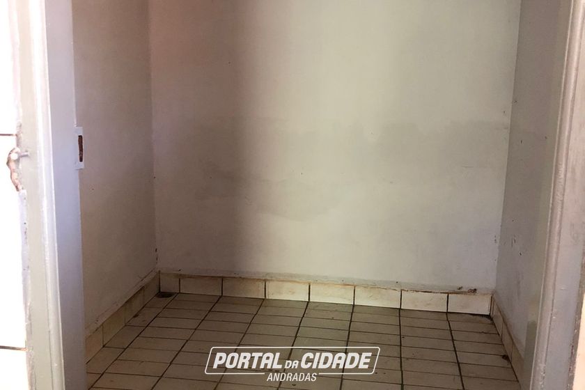 Casa para alugar - JD. S&Oacute;VIS