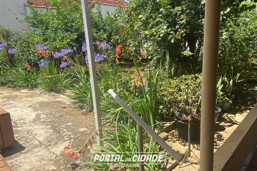 Casa &agrave; venda - 90m&sup2; - centro