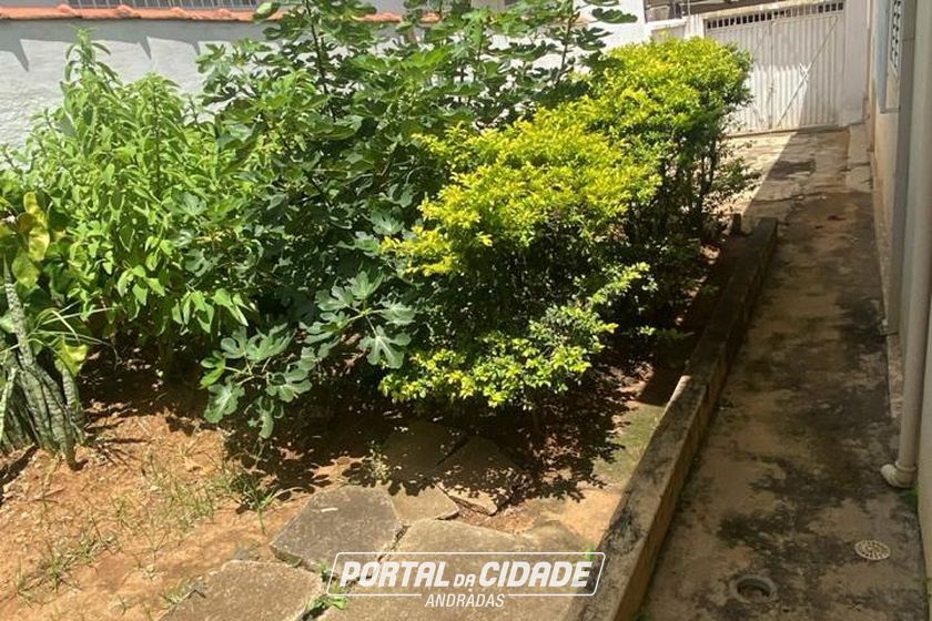Casa &agrave; venda - 90m&sup2; - centro