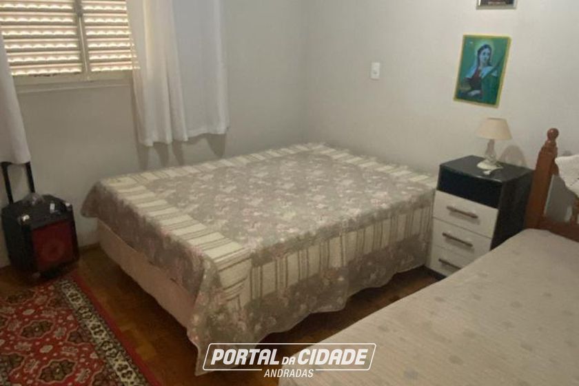 Casa &agrave; venda - 90m&sup2; - centro