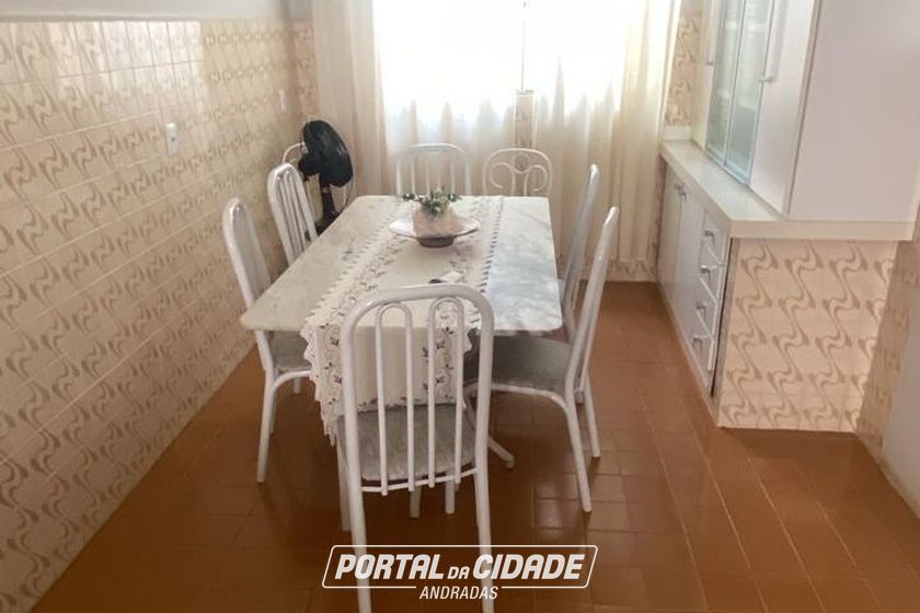 Casa &agrave; venda - 90m&sup2; - centro