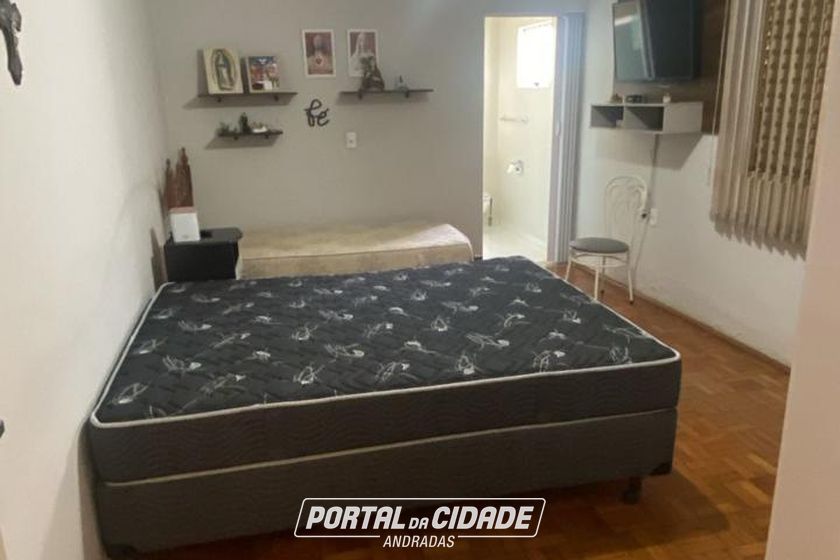 Casa &agrave; venda - 90m&sup2; - centro