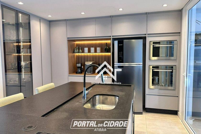 Casa para alugar - 174m&sup2; - Nova Gard&ecirc;nia