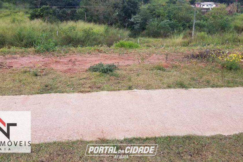 Terreno &agrave; venda - 215m&sup2; - Jardim das Cerejeiras