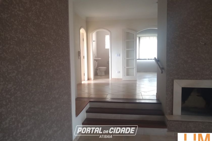 Casa &agrave; venda - 238m&sup2; - Jardim Sui&ccedil;a