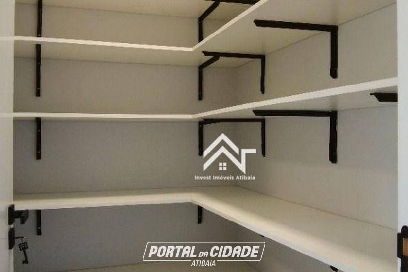 Casa &agrave; venda - 180m&sup2; - Condom&iacute;nio Portal Lamis