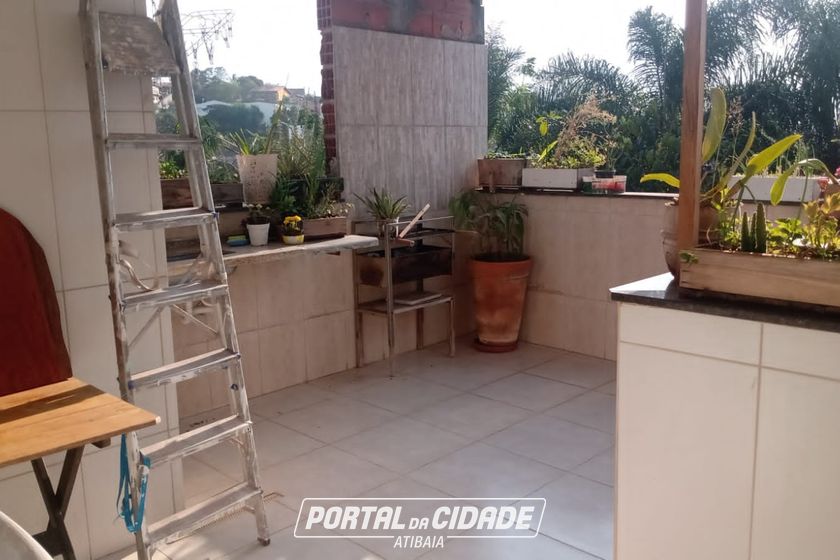 Sobrado &agrave; venda - JARDIM HORTENCIA