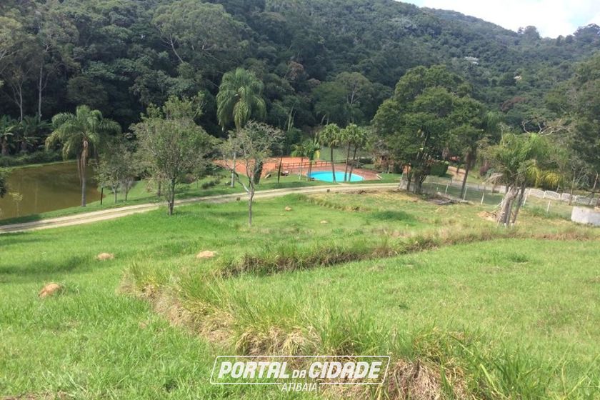 Terreno &agrave; venda - 600m&sup2; - PORT&Atilde;O
