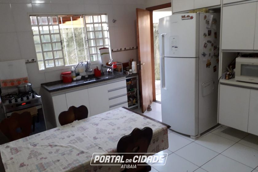 Casa &agrave; venda - 180m&sup2; - JARDIM CEREJEIRAS