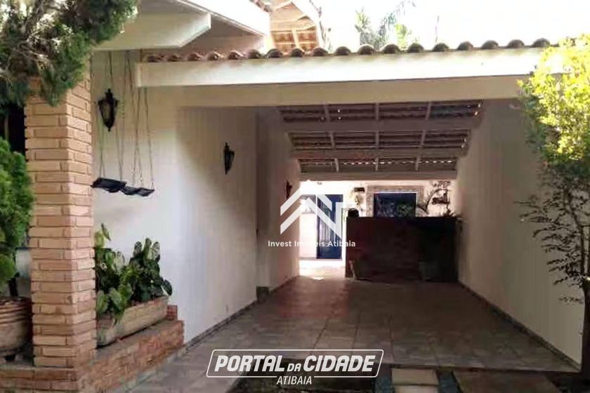 Casa para alugar - 245m&sup2; - Condominio Flamboyant B