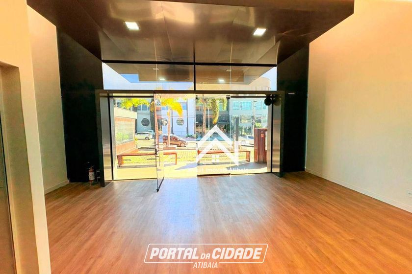 Sal&atilde;o Comercial para alugar - 200m&sup2; - Vila Thais