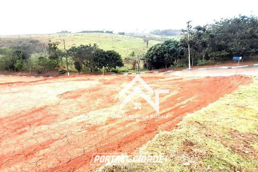 Terreno &agrave; venda - 600m&sup2; - Condominio Vila Dom Pedro