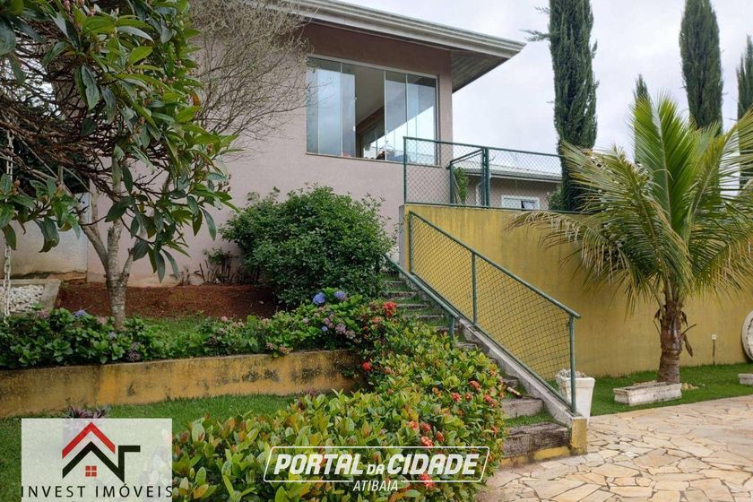 Casa para alugar - 500m&sup2; - Condom&iacute;nio Serra da Estrela