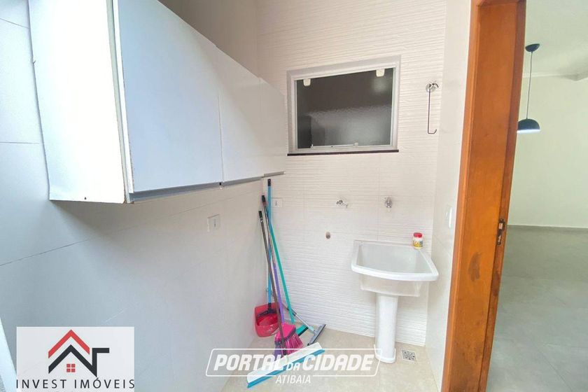 Casa &agrave; venda - 130m&sup2; - Nova Cerejeira