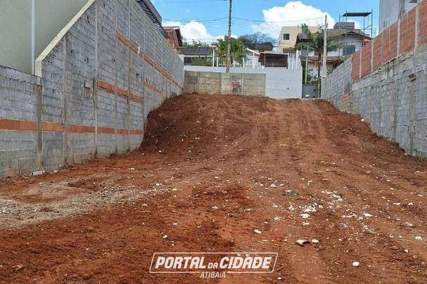 Terreno &agrave; venda - 400m&sup2; - Jardim dos Pinheiros