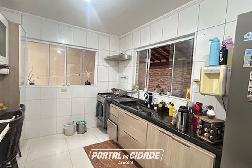 Casa &agrave; venda - 100m&sup2; - Jardim dos Pinheiros