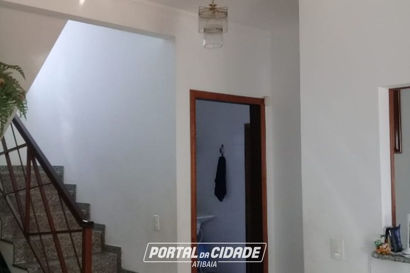 Casa &agrave; venda - 360m&sup2; - Loanda