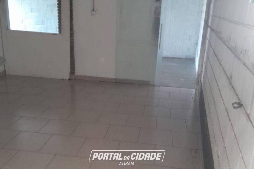 Sal&atilde;o Comercial para alugar - 1600m&sup2; - Guaxinduva