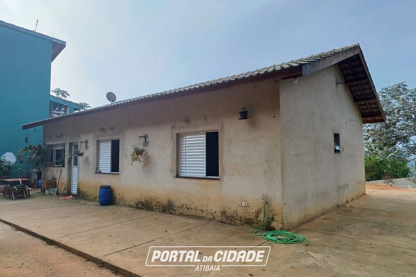 Ch&aacute;cara &agrave; venda - Cachoeira