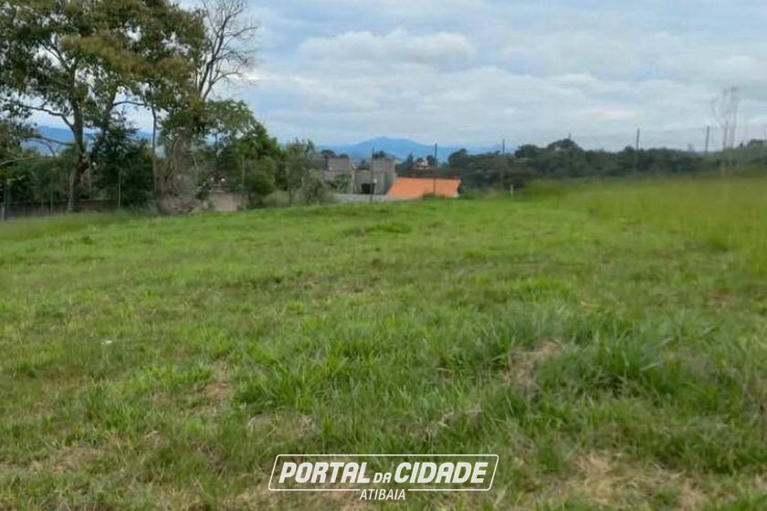 Terreno &agrave; venda - 589m&sup2; - Alto da Floresta Residencial
