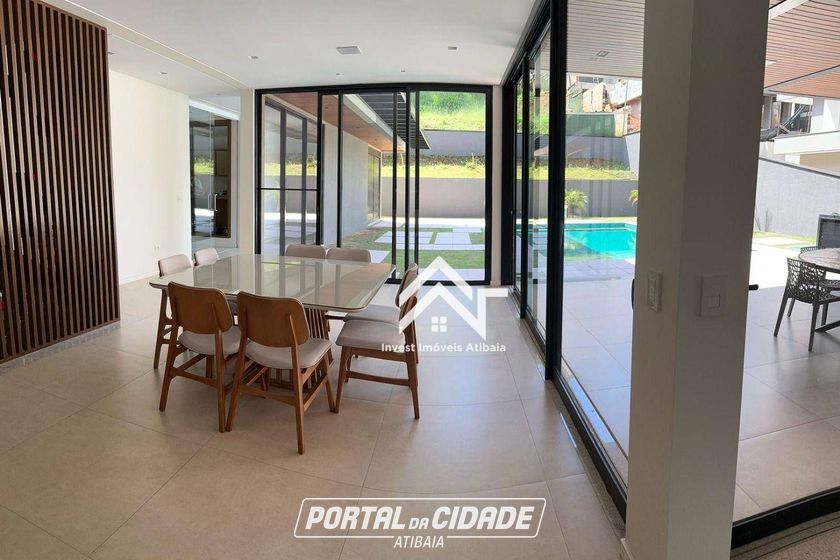 Casa &agrave; venda - 730m&sup2; - Condominio Porto Atibaia