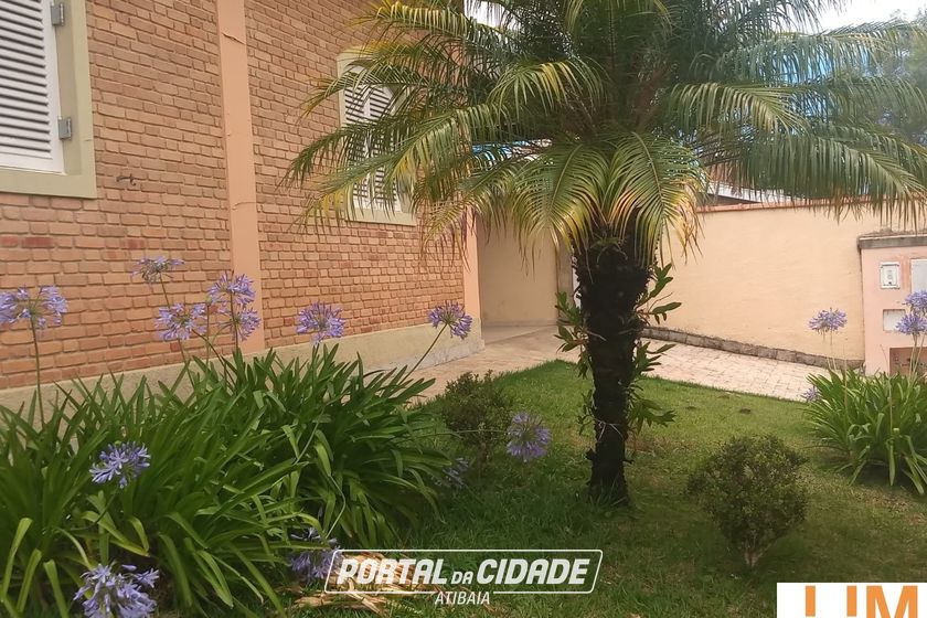 Casa &agrave; venda - 238m&sup2; - Jardim Sui&ccedil;a
