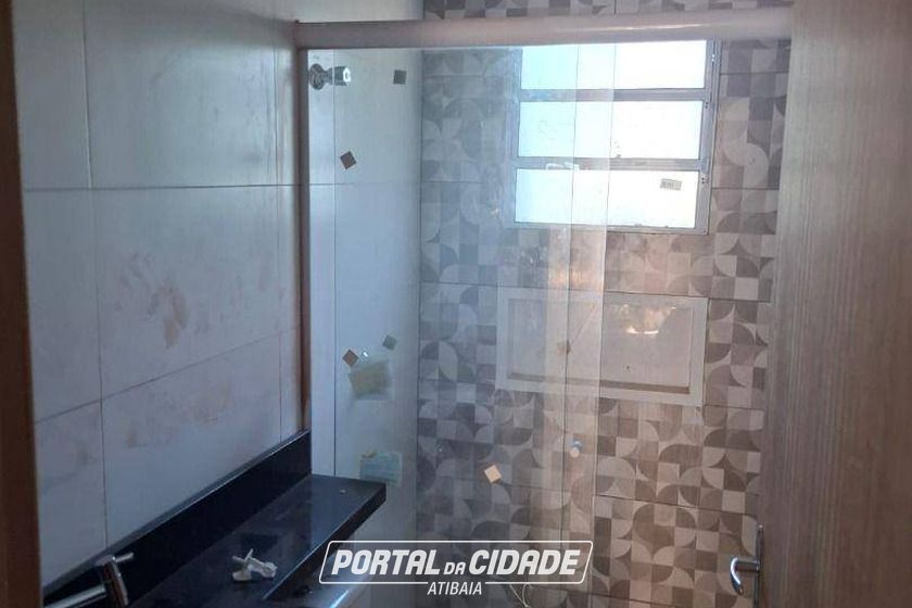 Casa &agrave; venda - 70m&sup2; - Vit&oacute;ria R&eacute;gia