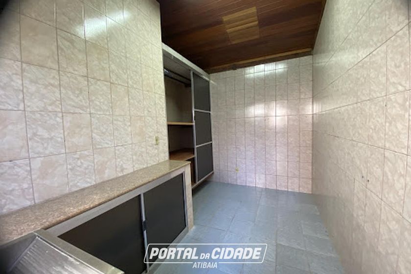 Casa para alugar - 307m&sup2; - Alvin&oacute;polis