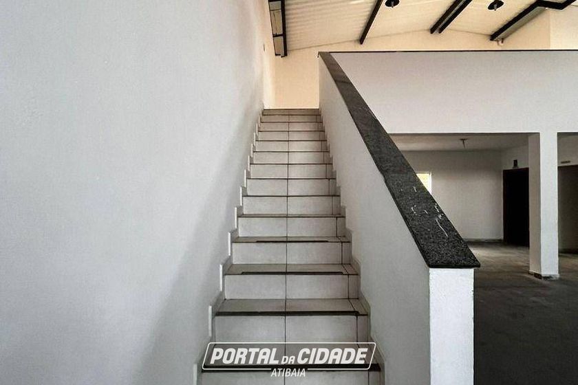 Sal&atilde;o Comercial para alugar - 250m&sup2; - Alvin&oacute;polis