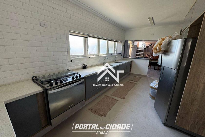 Casa para alugar - 250m&sup2; - Vila Esperia Ou Giglio