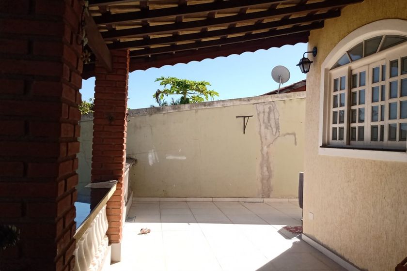 Sobrado &agrave; venda - CODOMINIO SANGRILA